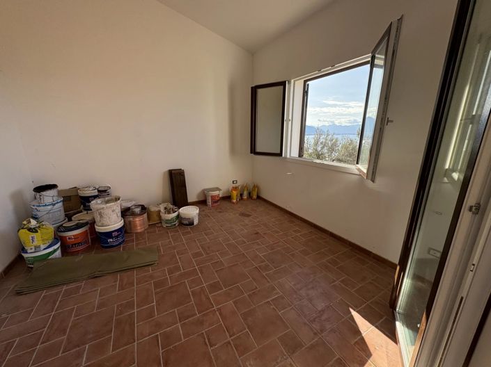 Image No.9-4 Bed Villa for sale