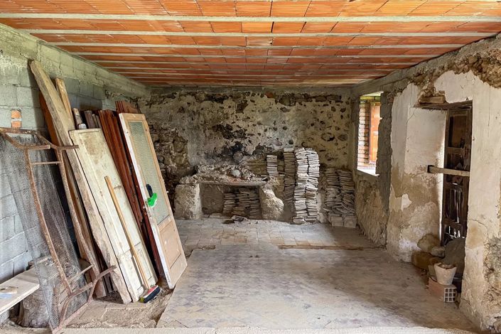 Image No.27-2 Bed House for sale