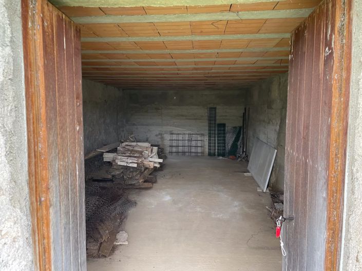 Image No.30-2 Bed House for sale