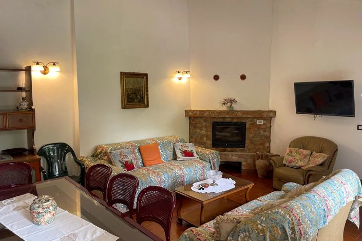 Image No.4-2 Bed House for sale