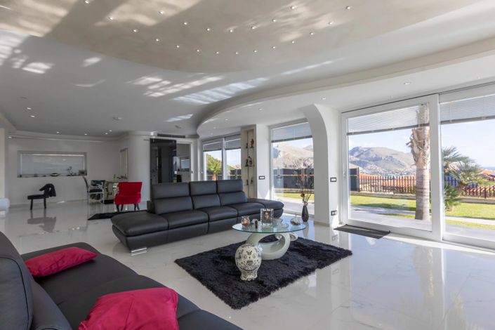 Image No.11-2 Bed Villa for sale