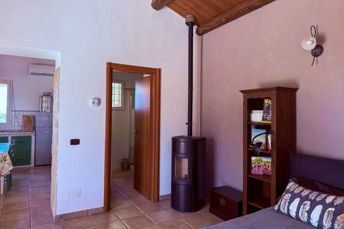 Image No.15-1 Bed House for sale