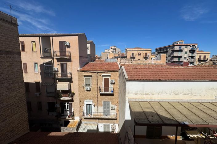 Image No.21-1 Bed Apartment for sale