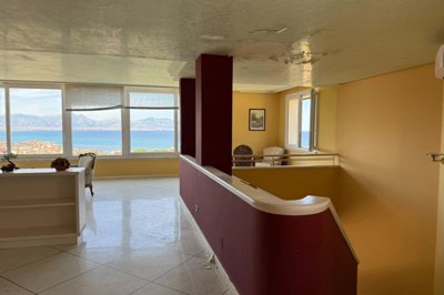 8d533367b737012473ff23f384345c85b84a7ba4aa192