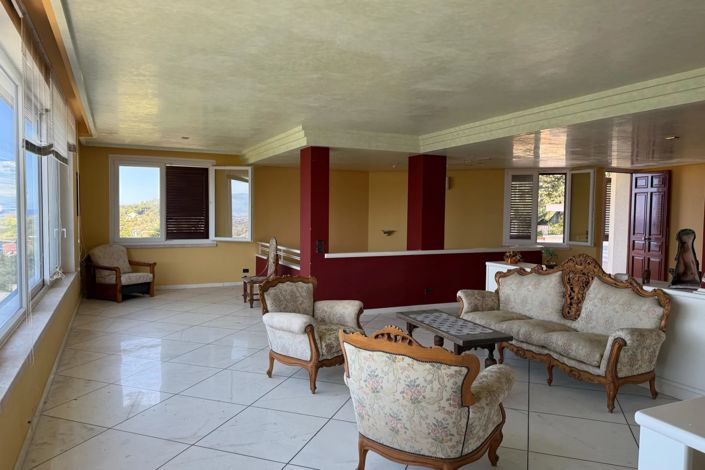 Image No.12-5 Bed Villa for sale