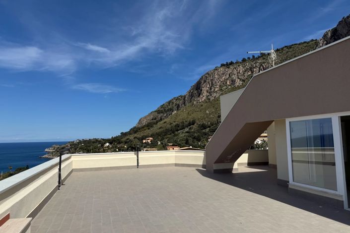 Image No.16-5 Bed Villa for sale