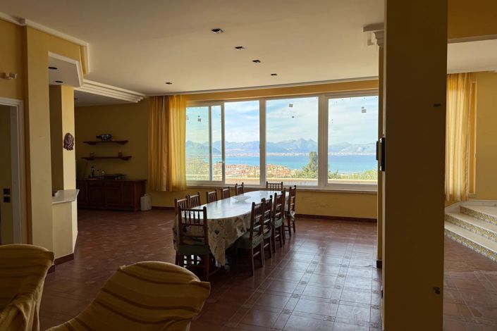 Image No.26-5 Bed Villa for sale