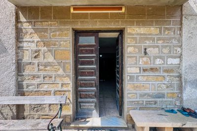 a7a640099cdbe4d1b39a44335472e073a6221d8256192