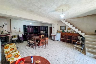 c5ec596fe53a632397e7a9a1588d8dc3b9e9370bc8192