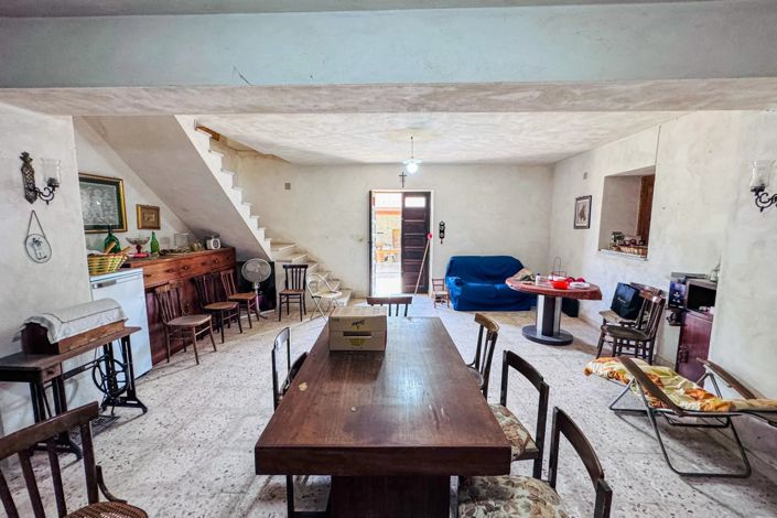 Image No.15-3 Bed House for sale