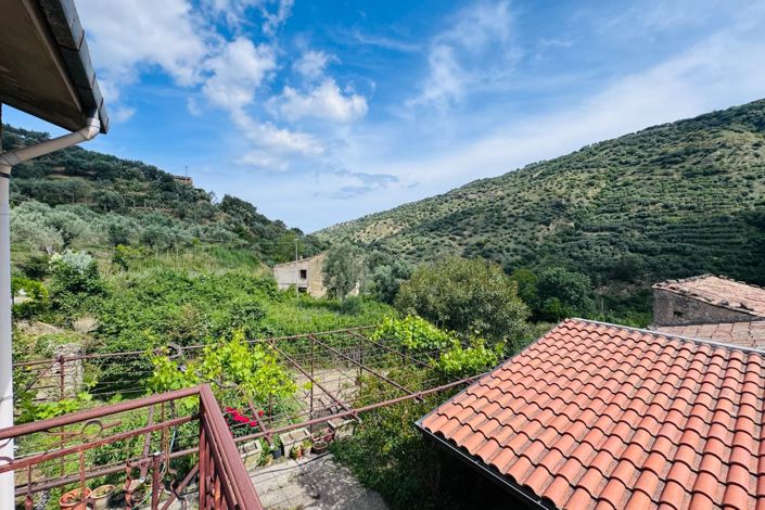 Image No.27-3 Bed House for sale