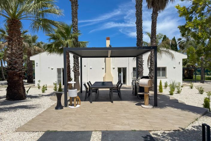 Image No.4-2 Bed Villa for sale