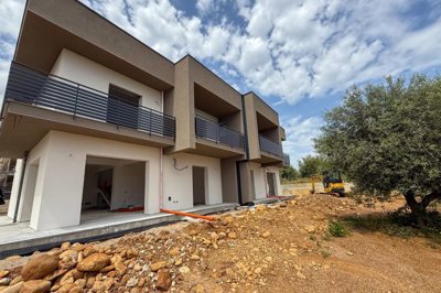 81d2e17257a8484673cd9385b74f4b3f18f69087ff192