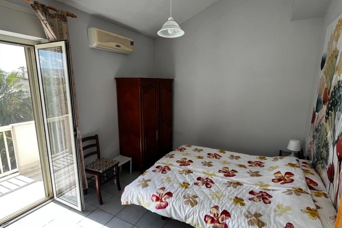 Image No.13-3 Bed House for sale