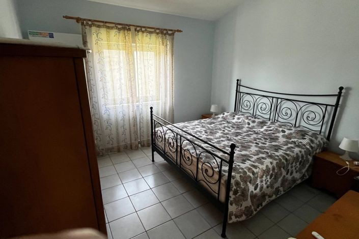 Image No.20-3 Bed House for sale