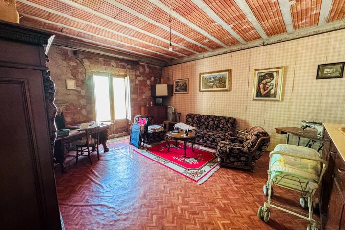 Image No.23-2 Bed House for sale