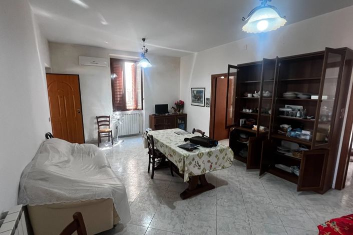 Image No.17-2 Bed Apartment for sale