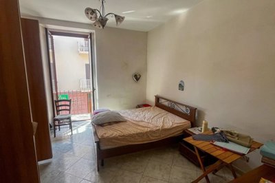 c011c48ce6be4f3cf4258d12f5c72a1e838750df2e192