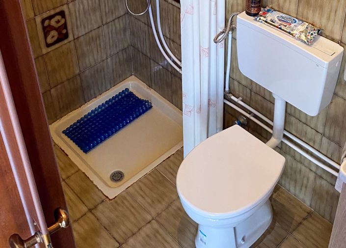 Image No.17-1 Bed House for sale