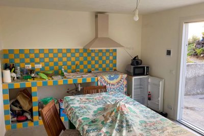 1a090c29a4c67e5228f797e2ccc47cfe3c834a2d59192