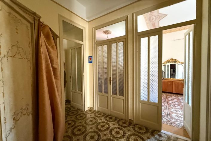 Image No.2-3 Bed Apartment for sale