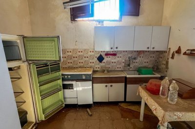 ec18c5bc1898433b2355ff65c5ef59f9c6e8f2547e192