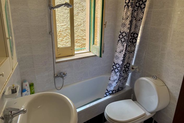 Image No.8-3 Bed Apartment for sale