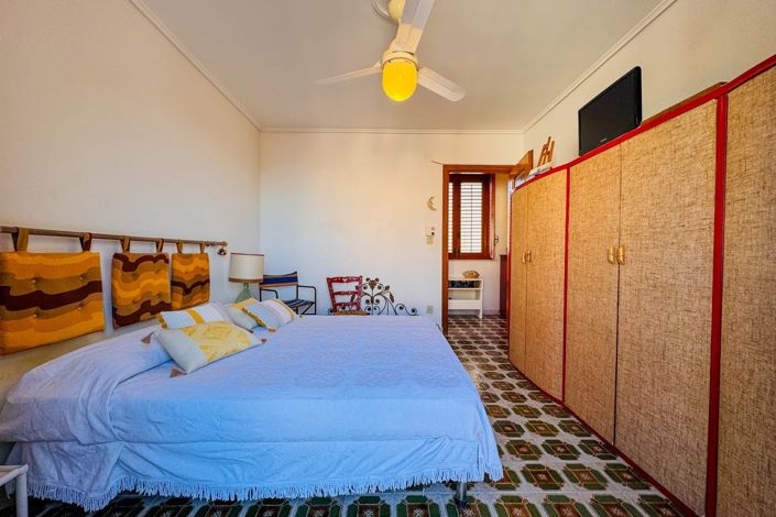 Image No.24-6 Bed Villa for sale