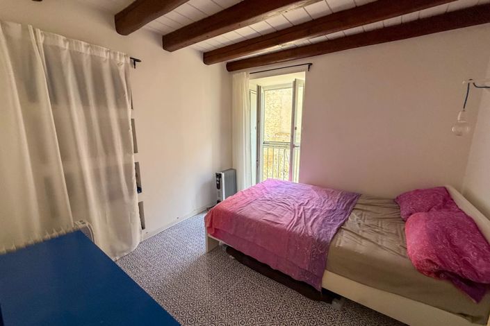 Image No.13-2 Bed House for sale