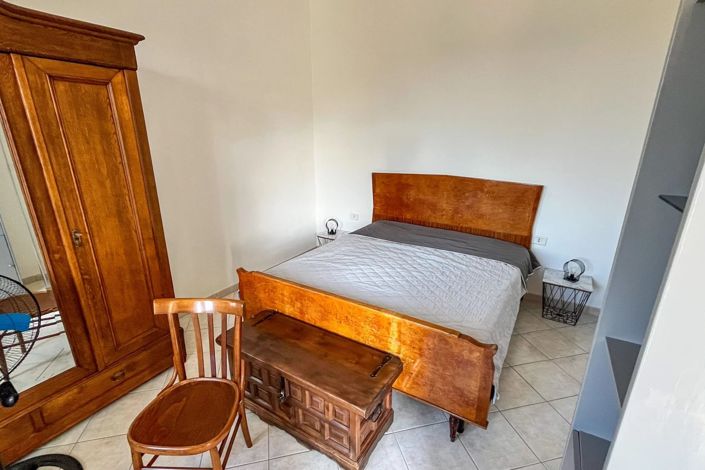 Image No.15-3 Bed Apartment for sale