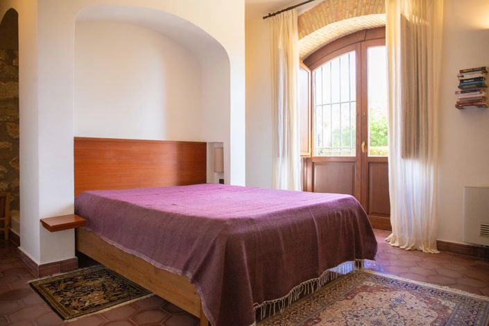 Image No.25-7 Bed Villa for sale