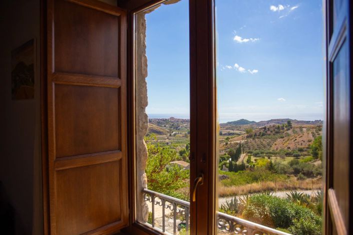 Image No.30-7 Bed Villa for sale