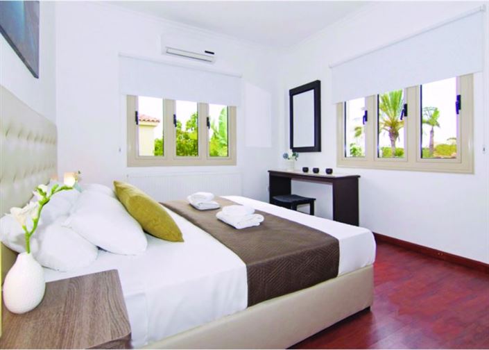 Image No.8-Villa de 6 chambres à vendre à Paralimni