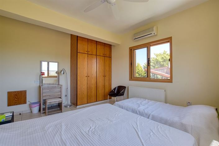 Image No.14-3 Bed Villa for sale