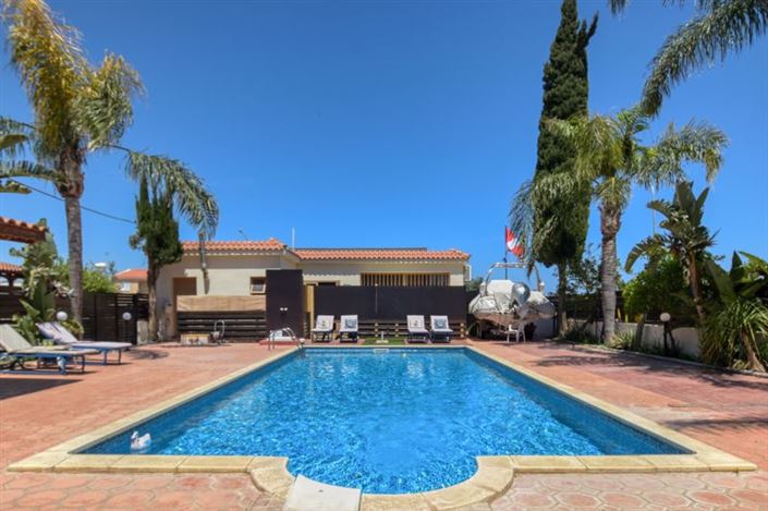 Image No.24-3 Bed Villa for sale