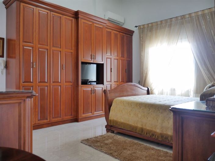 Image No.10-Villa de 4 chambres à vendre à Deryneia