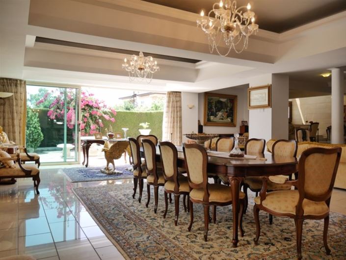 Image No.5-Villa de 4 chambres à vendre à Deryneia