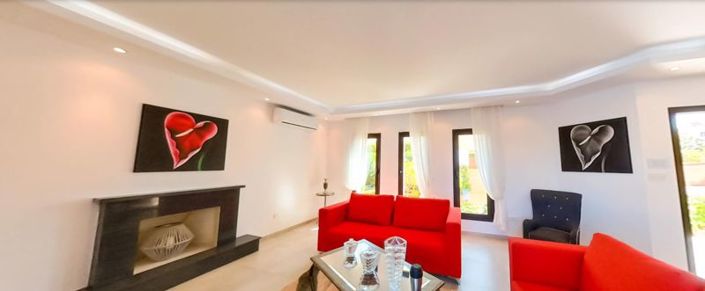 Image No.4-4 Bed Villa for sale