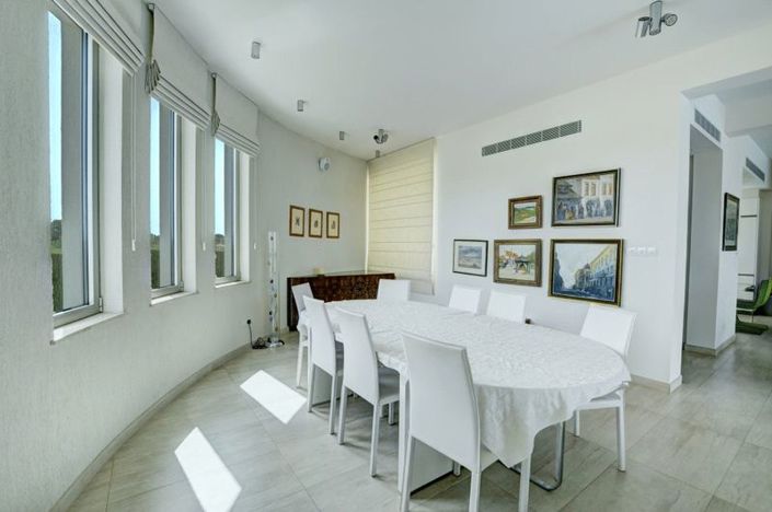 Image No.10-Villa de 7 chambres à vendre à Ayia Thekla