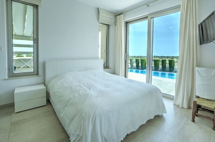 Image No.19-Villa de 7 chambres à vendre à Ayia Thekla