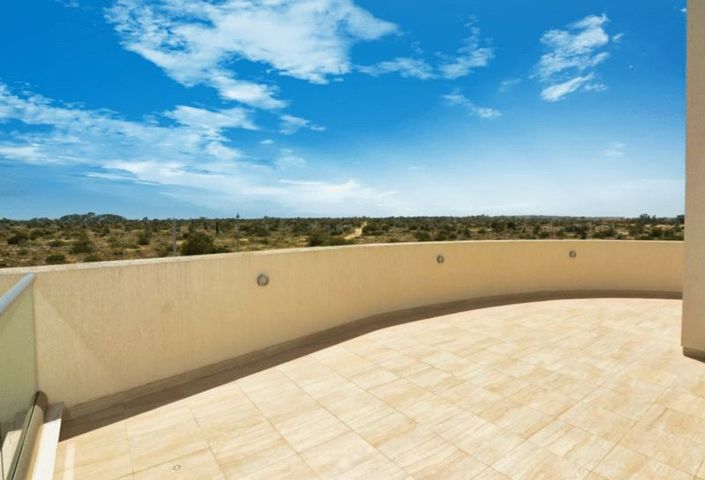 Image No.31-Villa de 7 chambres à vendre à Ayia Thekla