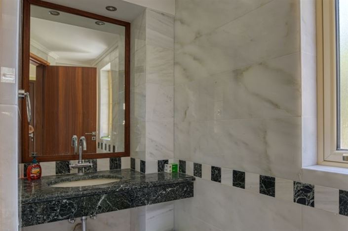 Image No.12-Villa de 5 chambres à vendre à Neon Chorion