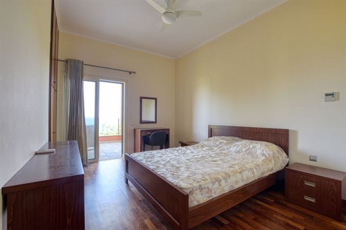 Image No.13-Villa de 5 chambres à vendre à Neon Chorion