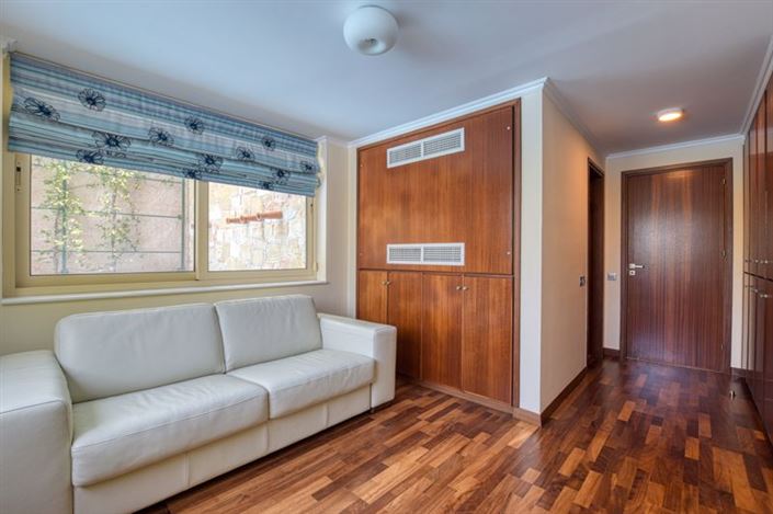 Image No.26-Villa de 5 chambres à vendre à Neon Chorion