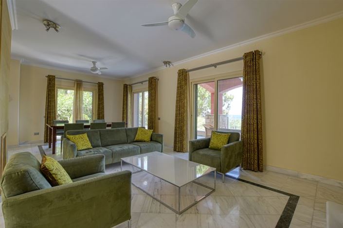 Image No.4-Villa de 5 chambres à vendre à Neon Chorion