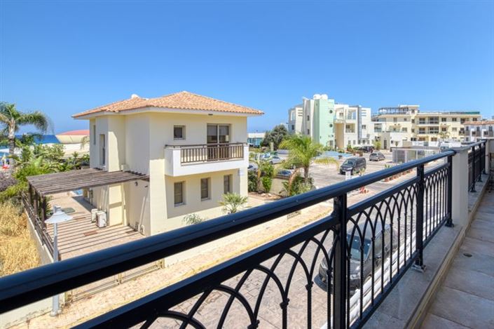 Image No.16-Villa de 4 chambres à vendre à Pernera