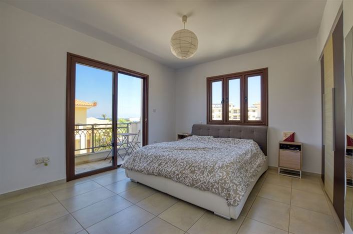 Image No.10-Villa de 4 chambres à vendre à Pernera