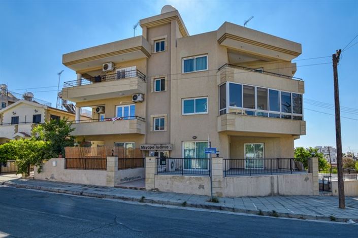 Image No.15-3 Bed Apartment for sale