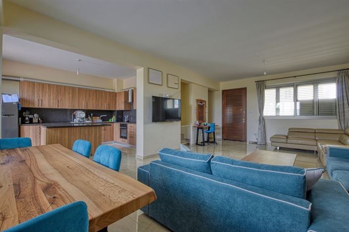 Image No.3-3 Bed Villa for sale