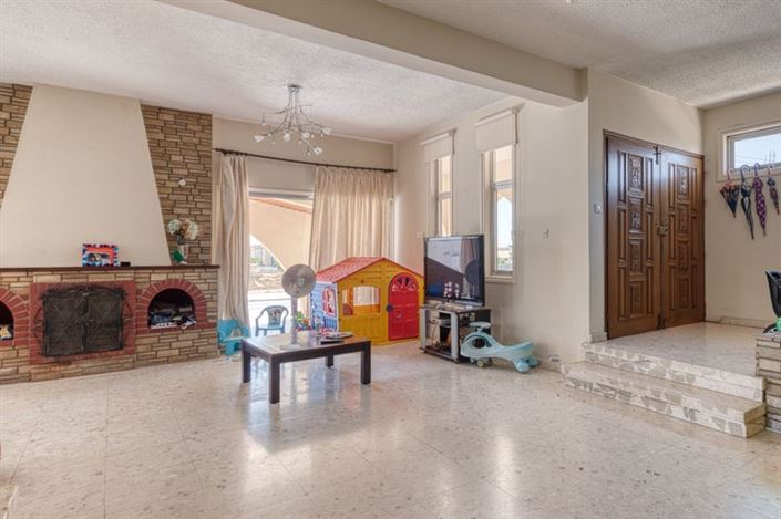 Image No.6-Villa de 4 chambres à vendre à Paralimni